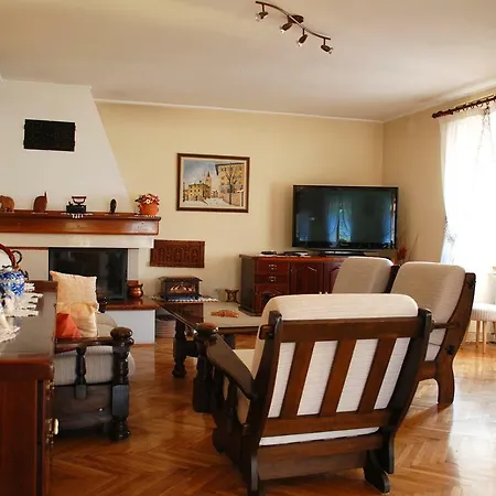 Sanja Apartment *